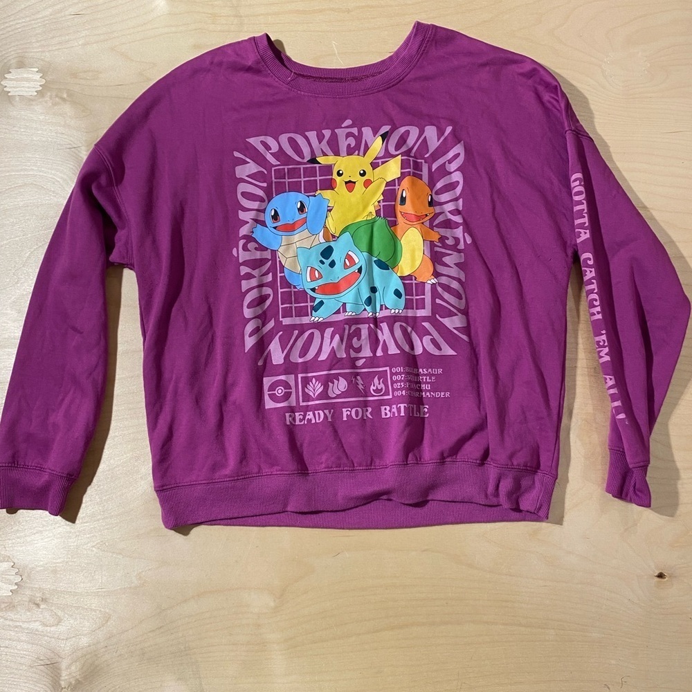 Purple Pokémon Sweatshirt Large (OQ)